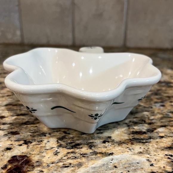 Longaberger Pottery, SHAMROCK RAMEKIN Made In USA Green EUC - Picture 3 of 6